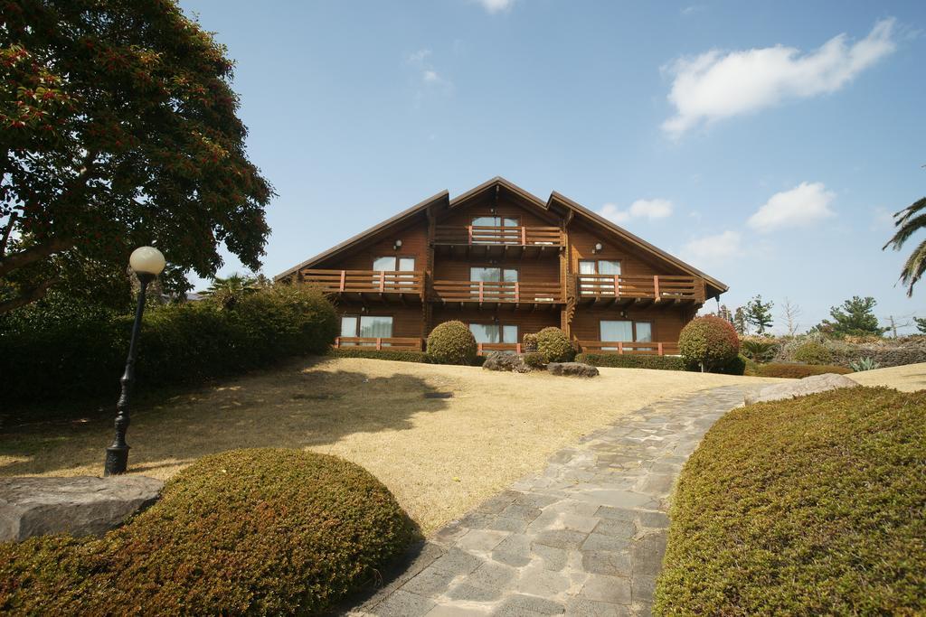 Sunny Day Jeju Villa Seogwipo Exterior photo