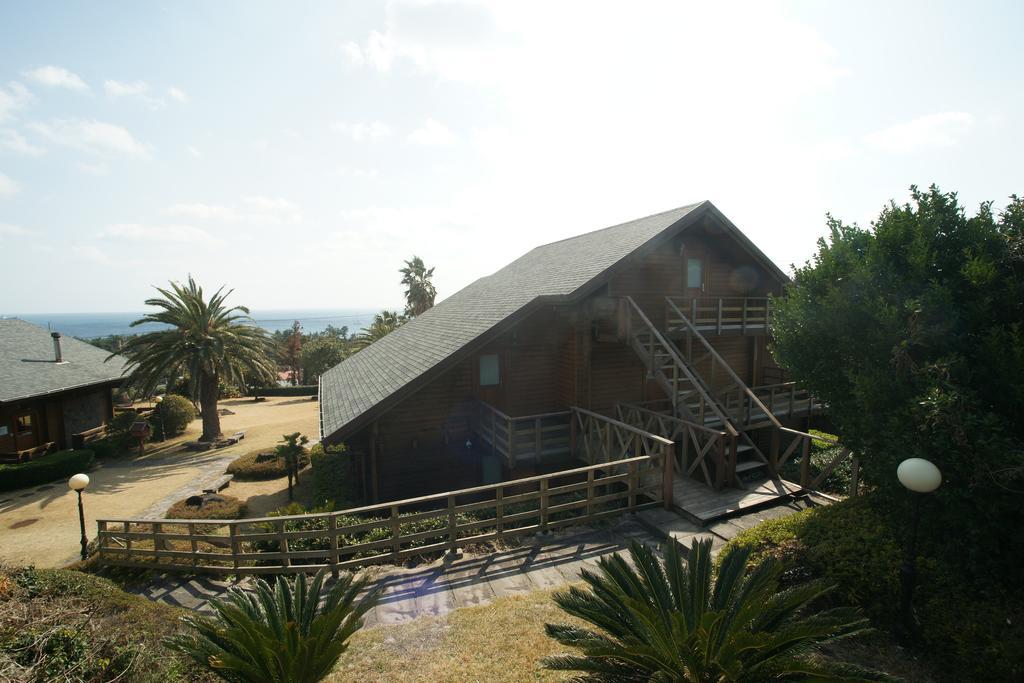 Sunny Day Jeju Villa Seogwipo Exterior photo